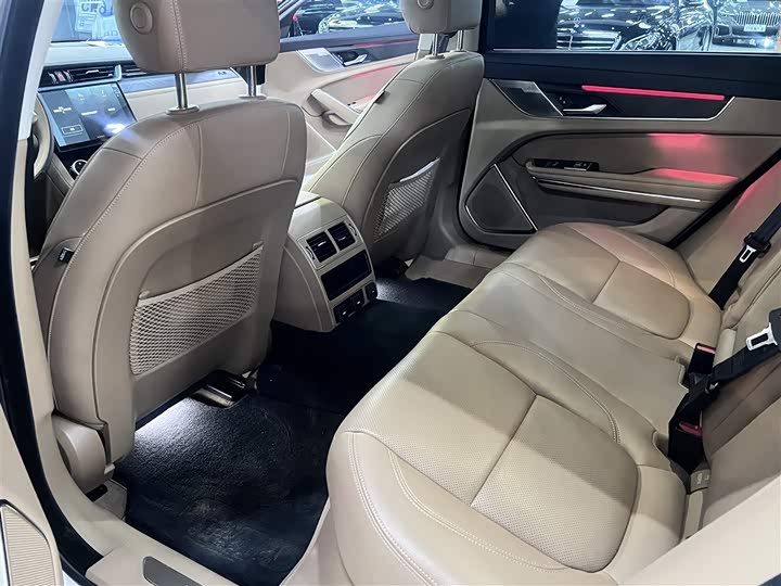 Jaguar XFL 2024 2.0 T P 250 2 WD — фото 4