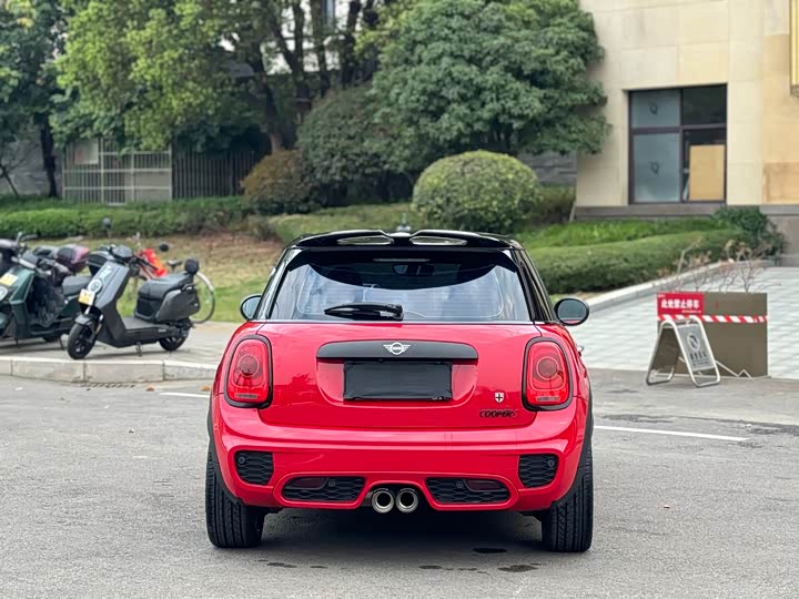 MINI Hatch — фото 16