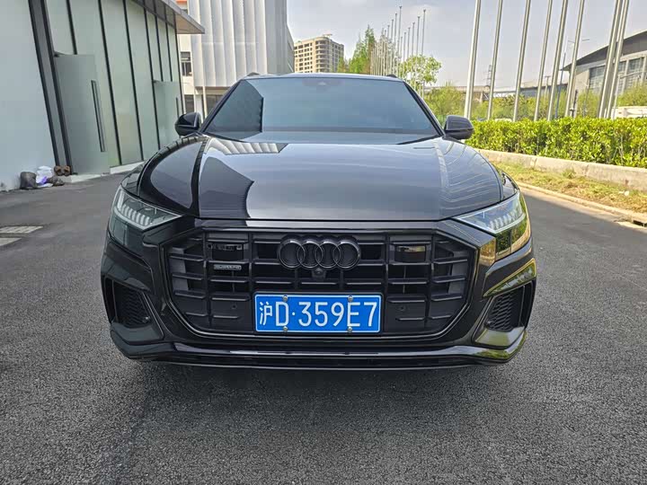 Audi Q8 2021 55 TFSI — фото 2