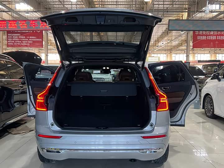 Volvo XC60 2022 B 5 4 WD — фото 20