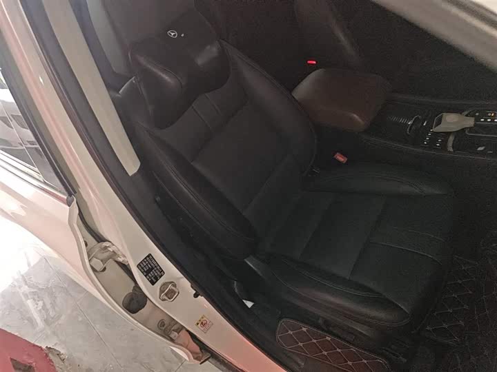 Trumpchi GS8 2017 320 T 2 WD ( ) — фото 25