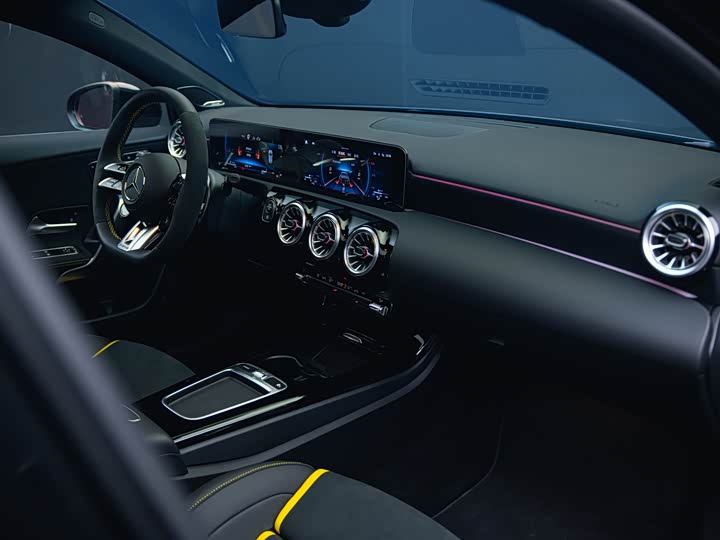 Mercedes-Benz A-Class AMG 2024 AMG A 45 S 4 MATIC+ — фото 10