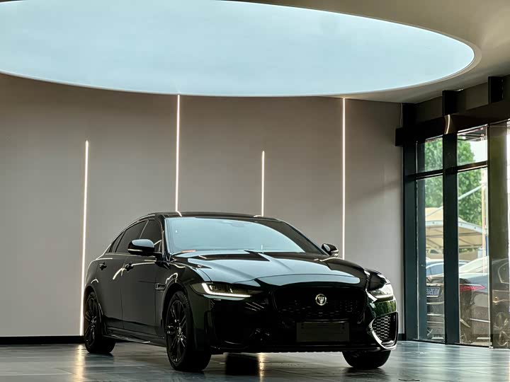 Jaguar XEL 2024 2.0 T 250 PS R-DYNAMIC S — фото 3