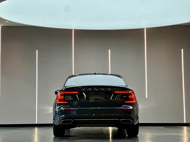 Volvo S60 2021 T 4 — фото 9