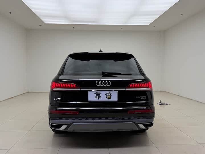 Audi Q7 2020 45 TFSI quattro S line — фото 4