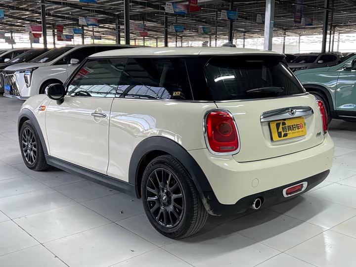 MINI Hatch — фото 16