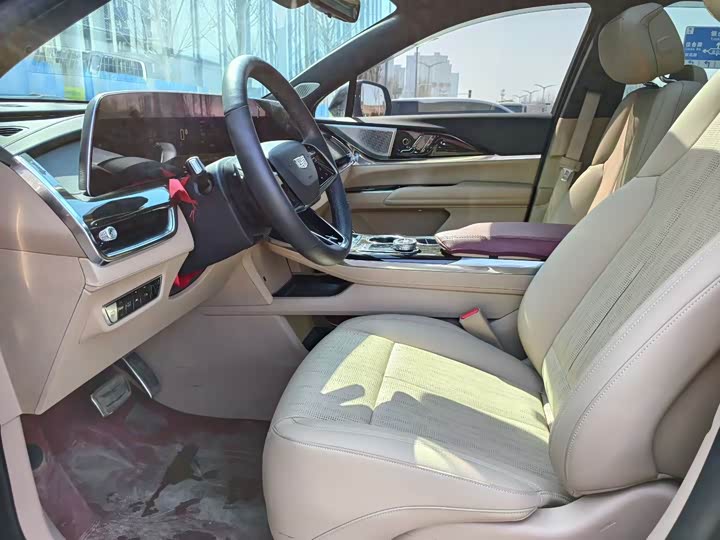 Cadillac XT5 2025 2.0 T Premium — фото 5