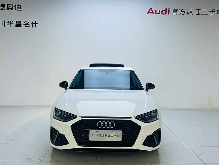 Audi A4L 2022 40 TFSI — фото 2