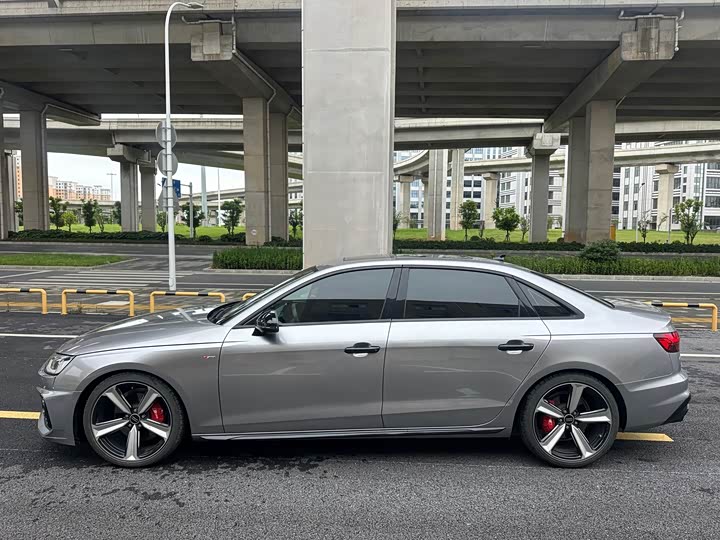 Audi A4L 2020 40 TFSI — фото 4