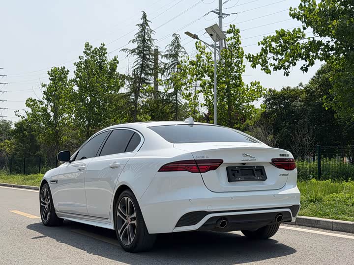 Jaguar XEL 2024 2.0 T 250 PS R-DYNAMIC S — фото 6