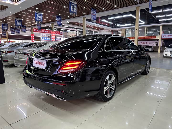 Mercedes-Benz E-Class 2018 E 200 L Sport — фото 7