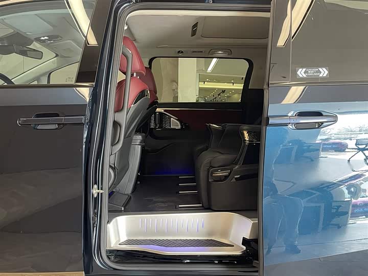 Trumpchi E9 2023 E 9 PRO — фото 18