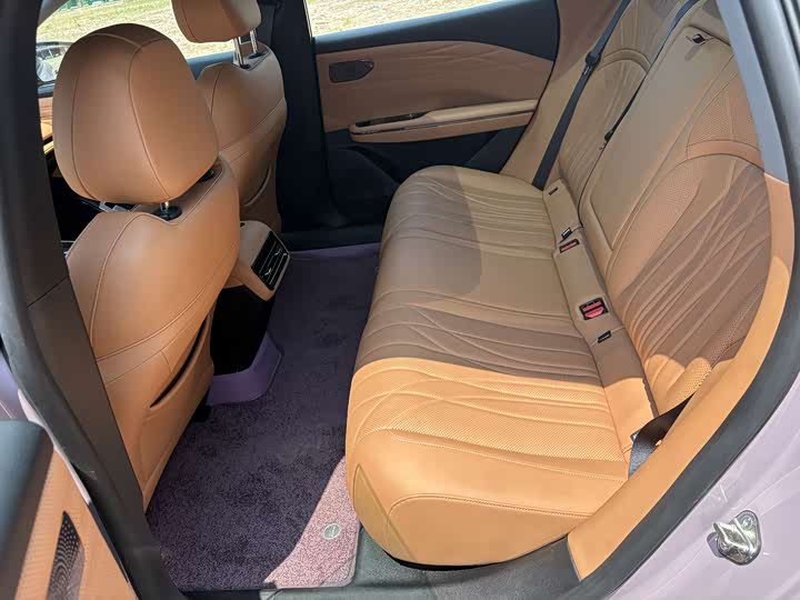Geely Galaxy 8 2025 60km EM-i — фото 10