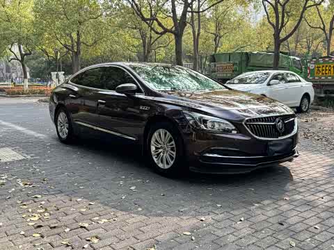 Buick LaCrosse — фото 19