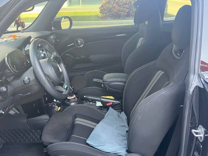 MINI Hatch — фото 11