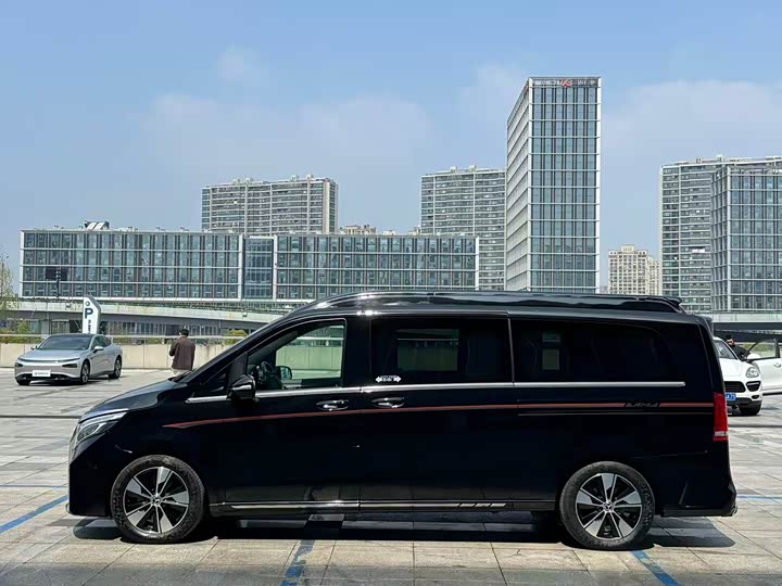 Mercedes-Benz V-Class 2021 V 260 L — фото 5