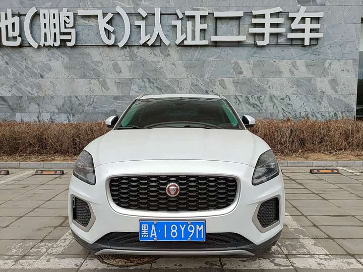 Jaguar E-PACE 2024 R-DYNAMIC S — фото 3