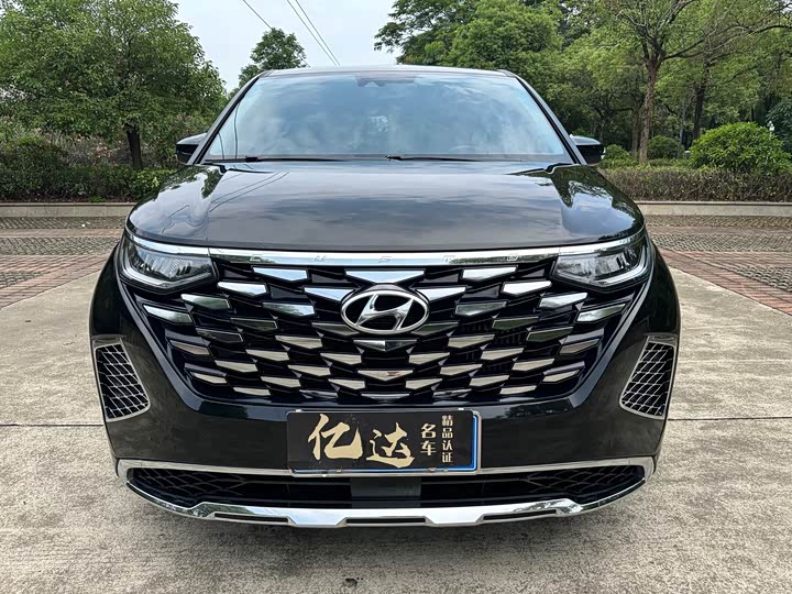 Hyundai Custin — фото 2