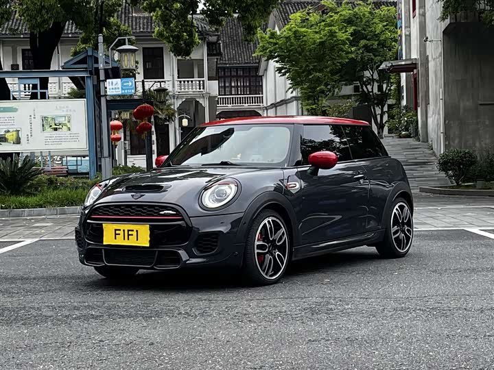 MINI Hatch — фото 1