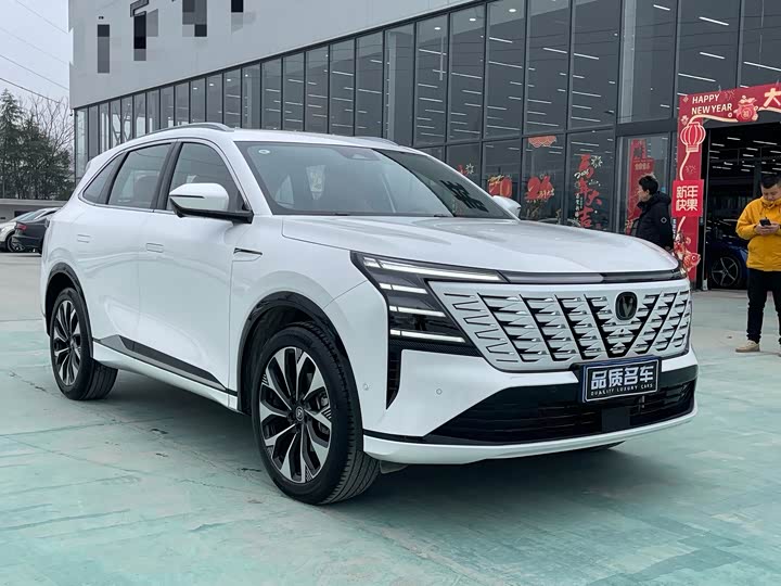 Changan CS75 PLUS 2025 UItra 2.0 T — фото 3