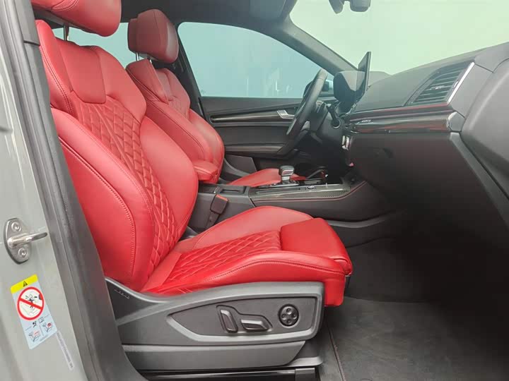 Audi SQ5 2021 3.0 TFSI quattro — фото 13