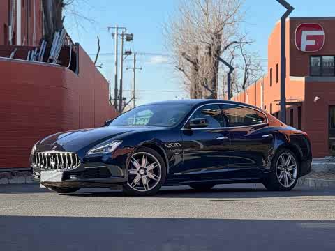 Maserati Quattroporte — фото 20