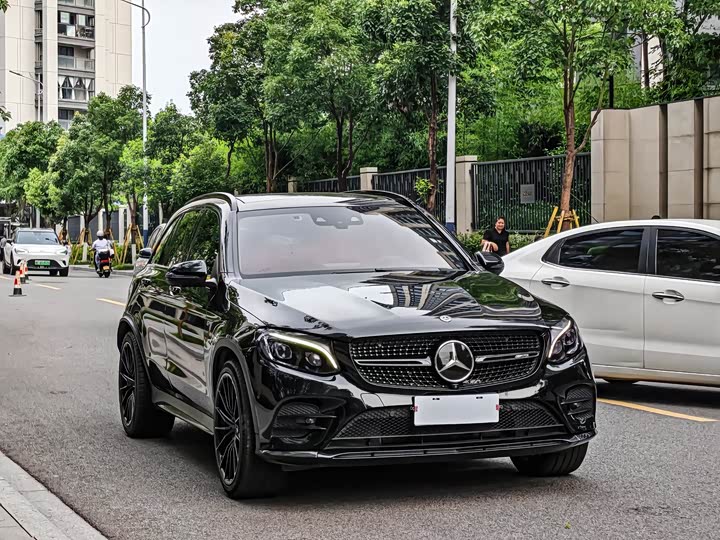 Mercedes-Benz GLC AMG 2017 AMG GLC 43 4 MATIC — фото 3