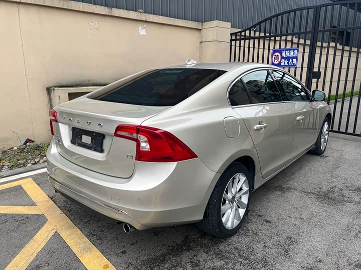 Volvo S60 2017 S 60 L T 4 — фото 4