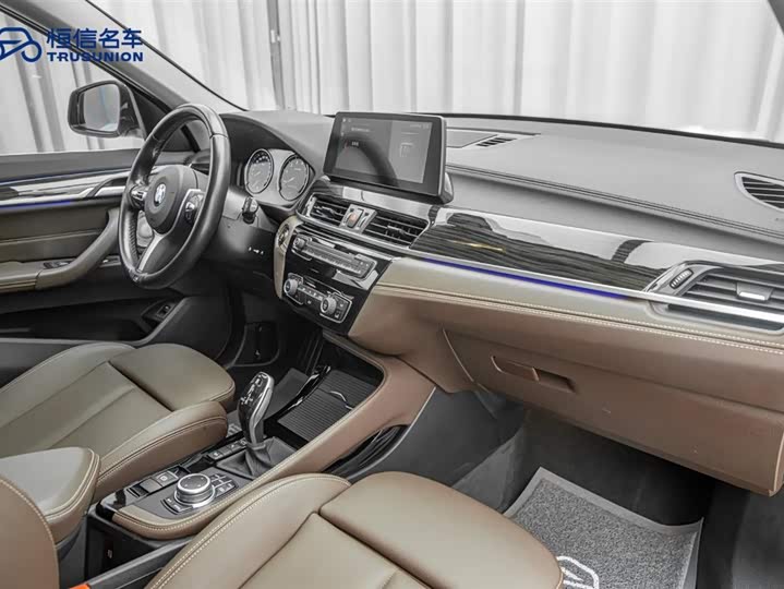 BMW X1 2021 x Drive 25 Li — фото 14