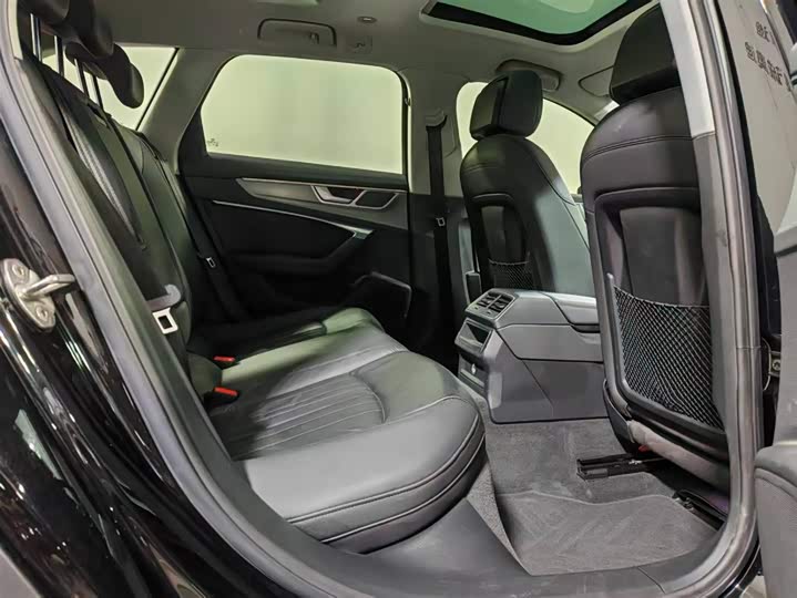 Audi A6 2022 allroad quattro 55 TFSI — фото 6