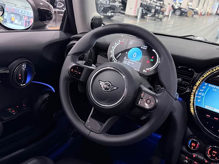 MINI Hatch — фото 17