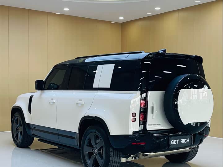 Land Rover Defender — фото 7