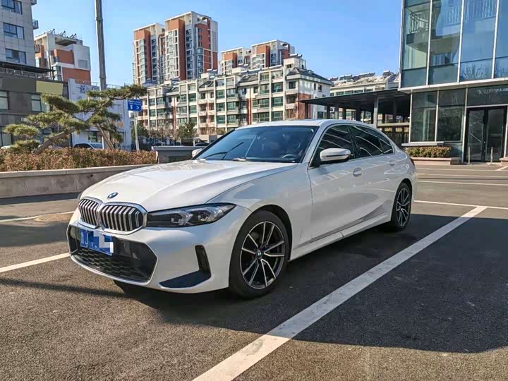 BMW 3-Series 2023 320 Li M