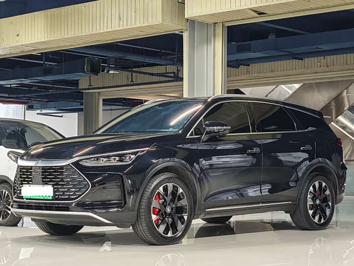 BYD Tang — фото 1