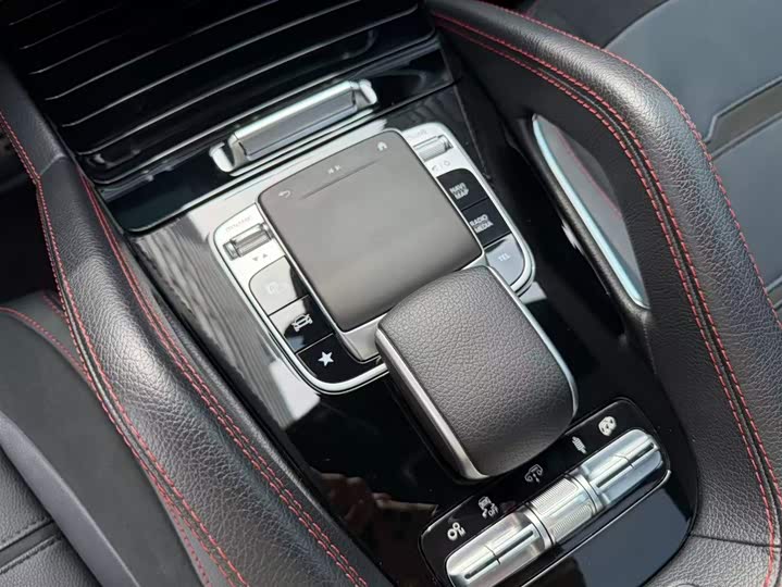 Mercedes-Benz GLE 2022 AMG GLE 53 4 MATIC+ SUV — фото 3