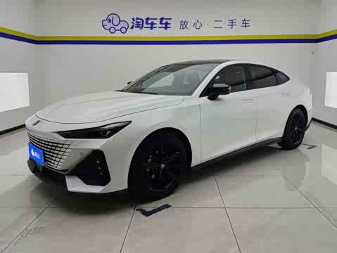 Changan UNI-V 2022 1.5 T Premium — фото 17