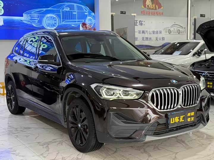 BMW X1 2021 s Drive 20 Li — фото 3