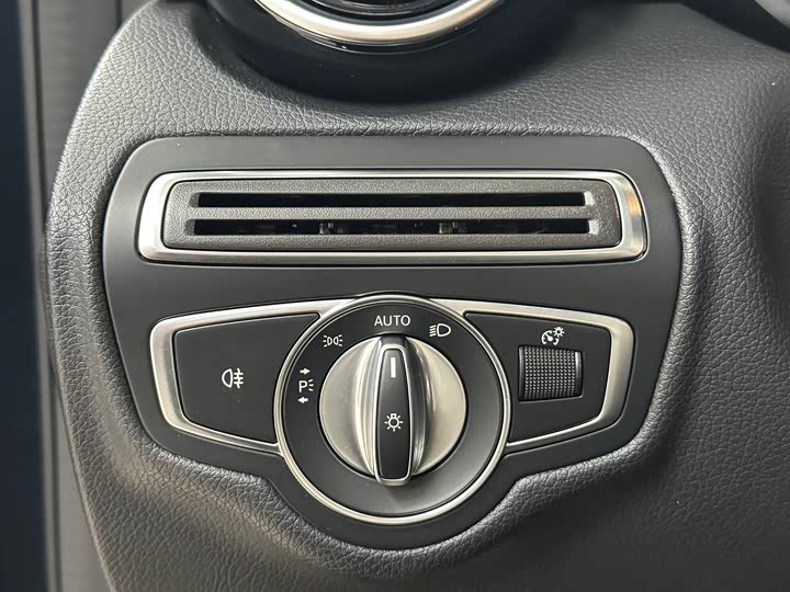 Mercedes-Benz C-Class 2020 C 200 L — фото 19