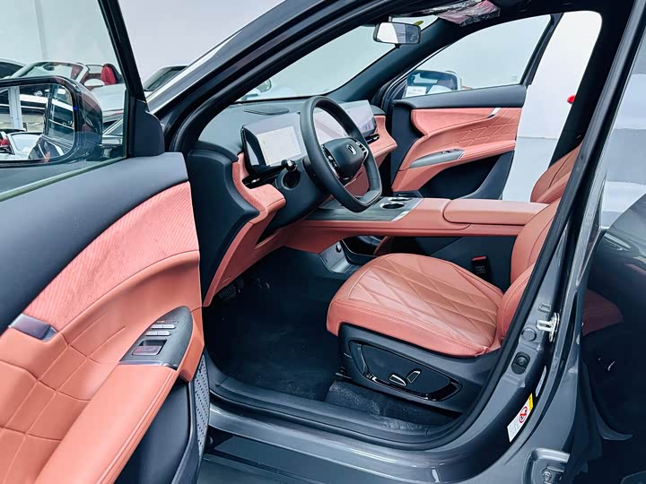 Changan CS75 PLUS 2025 1.5 T Flagship — фото 4