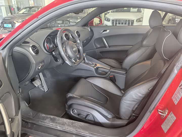 Audi TT 2013 TT Coupe 45 TFSI quattro — фото 7