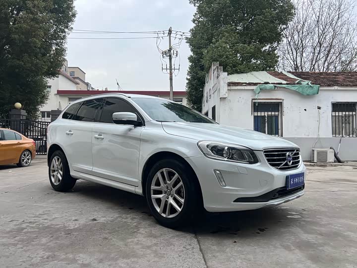 Volvo XC60 2017 T 5 AWD — фото 3