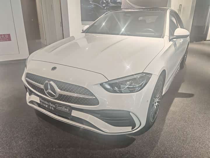 Mercedes-Benz C-Class 2024 C 260 L — фото 1