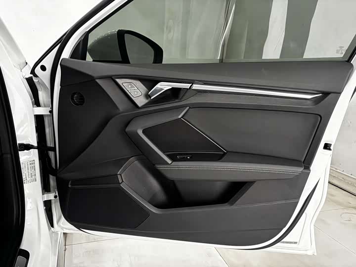 Audi A3 2021 A 3 L Limousine 35 TFSI Sport — фото 23