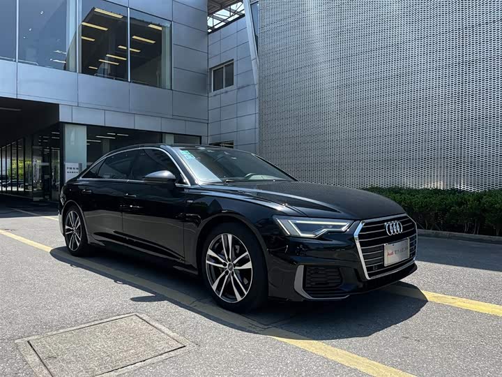 Audi A6L 2020 40 TFSI — фото 3