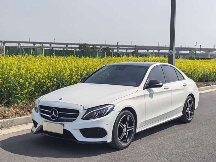 Mercedes-Benz C-Class 2015 C 300 — фото 1