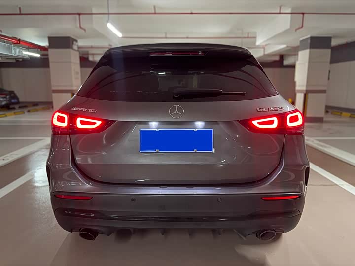 Mercedes-Benz GLA 2022 AMG GLA 35 4 MATIC — фото 4