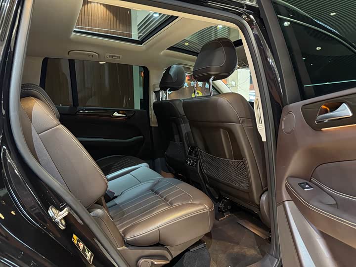 Mercedes-Benz GLS 2019 GLS 400 4 MATIC — фото 7