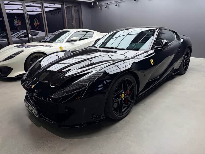 Ferrari 812 2017 6.5 L Superfast — фото 1
