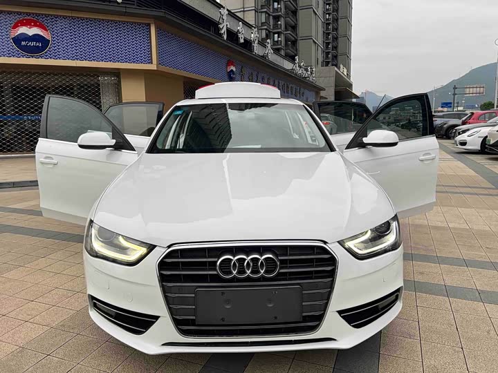 Audi A4L 35 TFSI автомат стандарт — фото 4