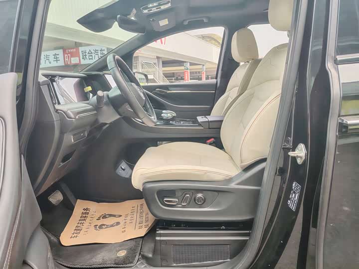 Trumpchi M8 2023 400 T — фото 16